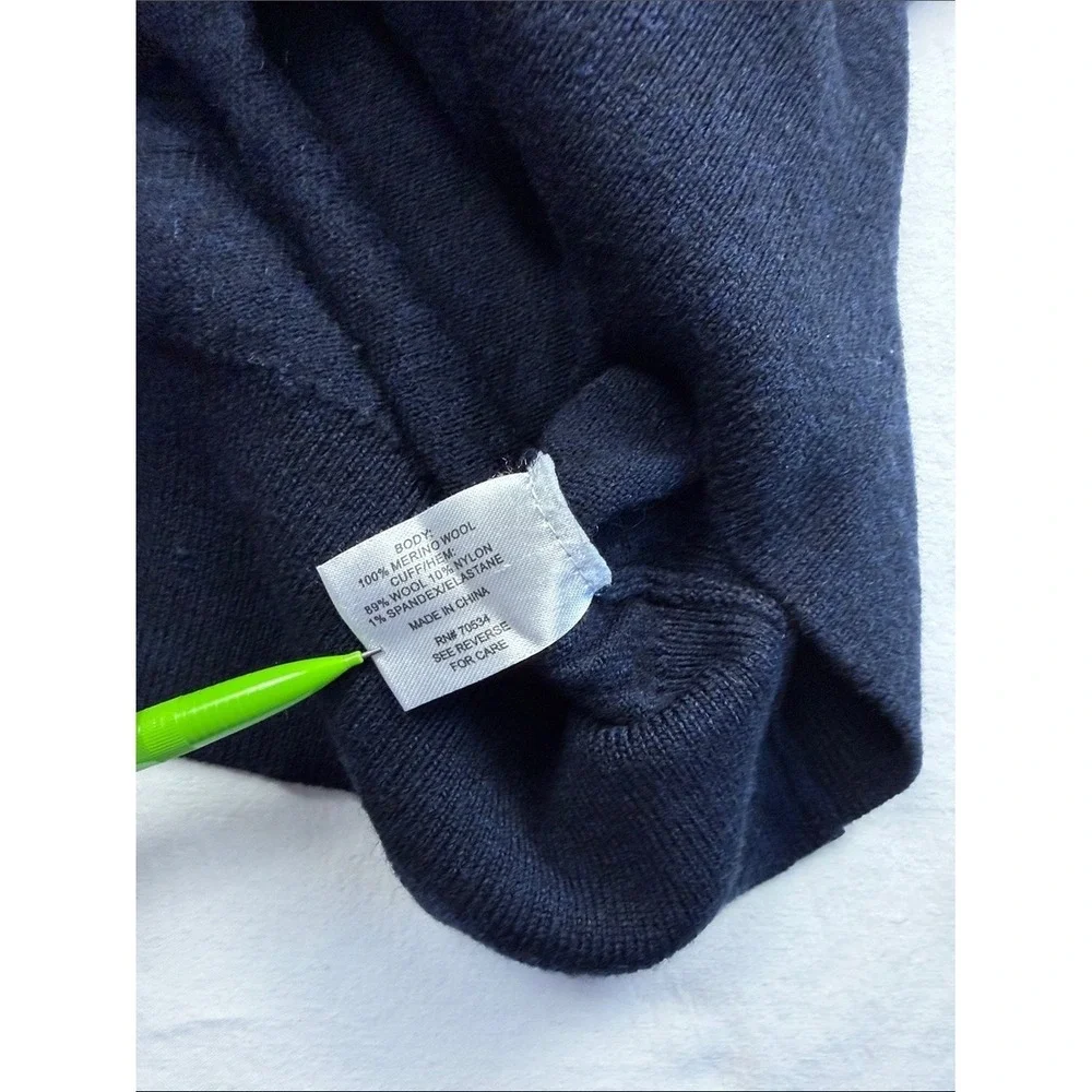 Orvis‎ Men's Grey and Light Blue Quarter Zip Knit Pullover Sweater Size M